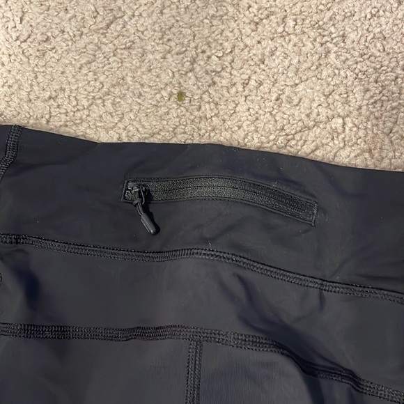 Black lululemon leggings - Picture 5 of 7
